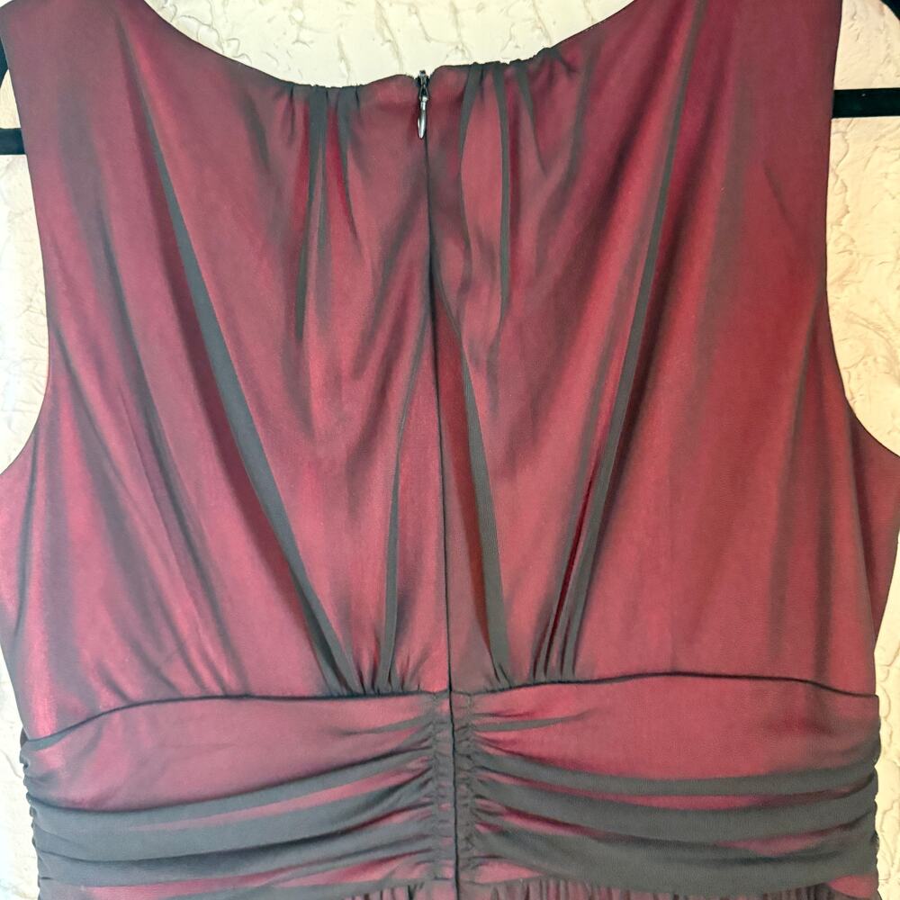 NorthStyle Burgundy Black Overlay Dress Women 14P Petite Sleeveless Ruched Waist - Picture 9 of 12